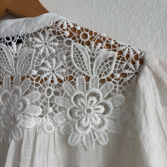 Figueroa & Flower White Drapey Elegant Lace Button Down 3/4 Sleeve Blouse - Picture 9 of 11